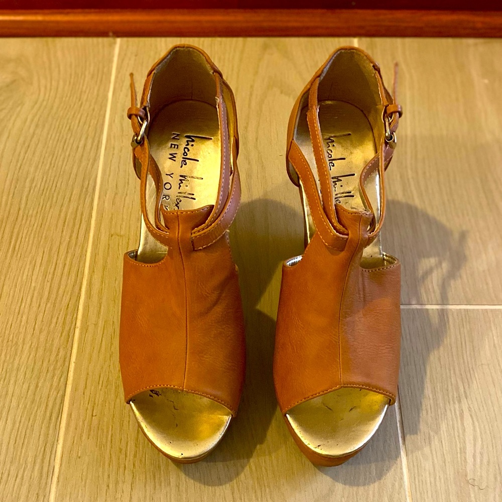 Nicole Miller Wedges